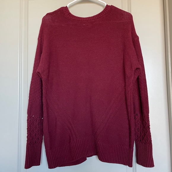 SOLD Maurices Sweater - Picture 4 of 5